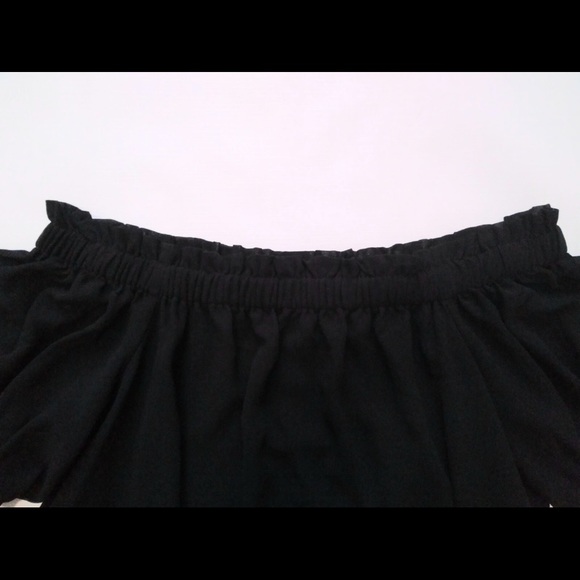 1. State Size Medium Black Ruffle Short Sleeve Off The Shoulder Blouse - Picture 11 of 11